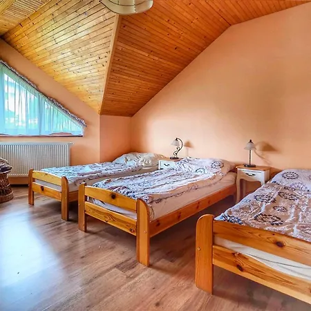 Vakantiehuis Clara Valis -