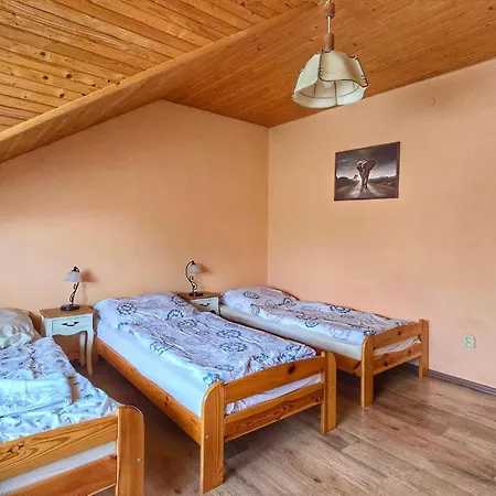 Clara Valis - Vakantiehuis