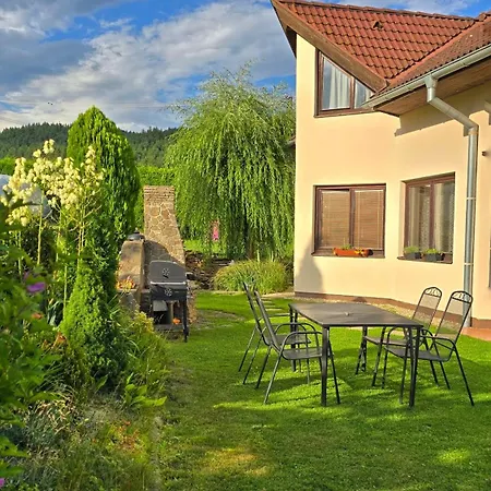 Clara Valis - Vakantiehuis *