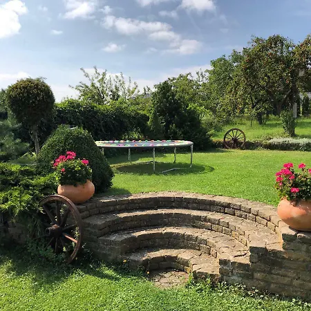 Clara Valis - Feriehus *