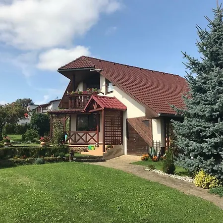 Vakantiehuis Clara Valis -