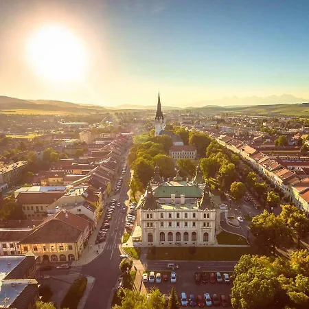 Feriehus Clara Valis - *